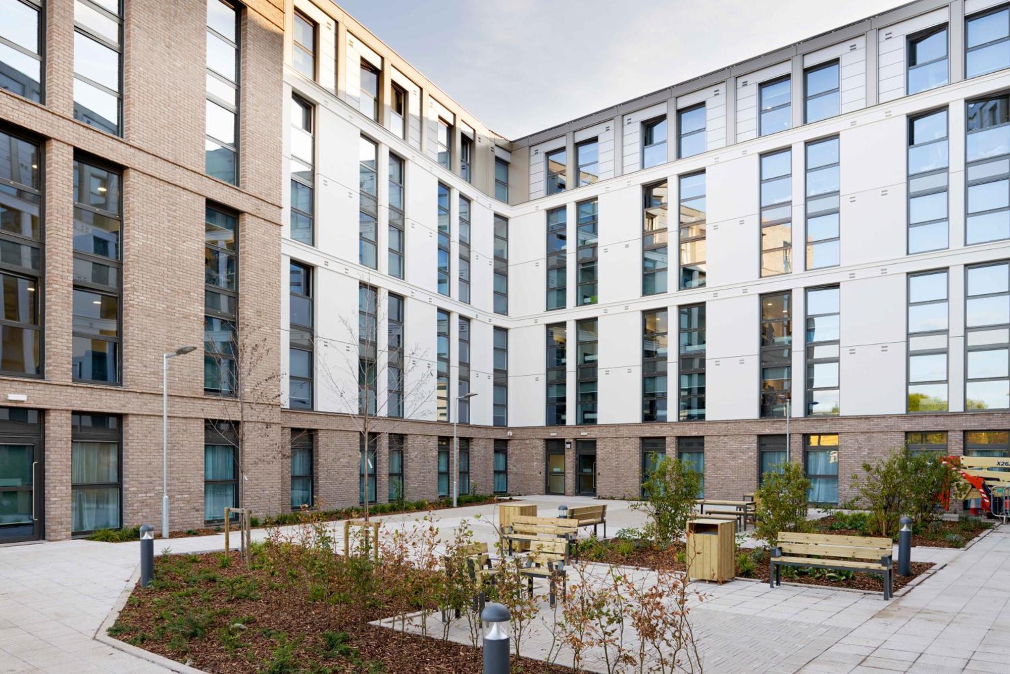 Joivy Trendy Aparthotel Units In Westfield-Adults Only Edinburgh Exterior photo